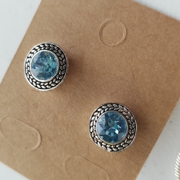 Napier Set of Necklace & Post Earrings, NWT - Picture 4 of 9